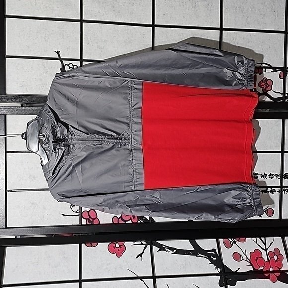 Under Armour Hoodie Windbreaker Pullover‎ Red Gray Size Medium NWT - Picture 1 of 5